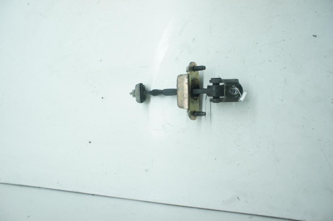 Ограничитель открывания двери задней Ford Focus I 2002, хетчбэк 5 дв., FAFISH080503