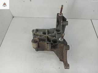 кронштейн компрессора кондиционера Audi A6 4F/C6 2007, 3.0 л., дизель, АКПП, синий, седан, 059145169AA