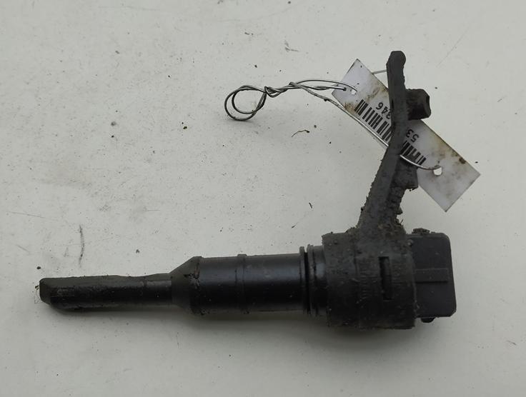 датчик скорости Volkswagen Passat B5 1998, 1.8 л., бензин, МКПП, красный, универсал, 012409191D - фото №1