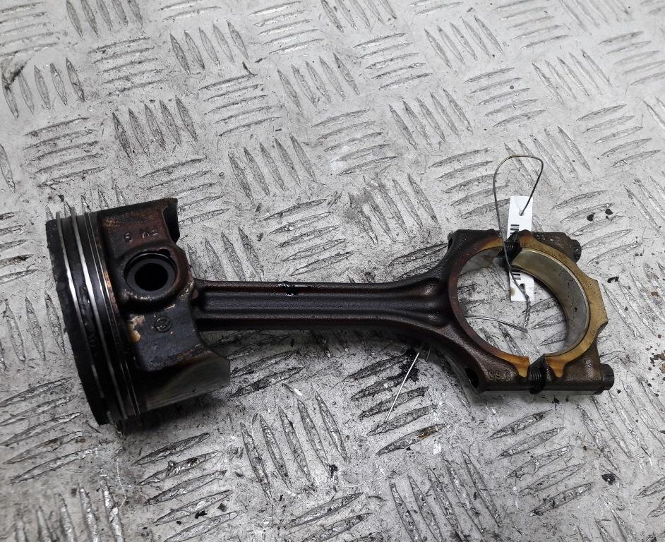 поршень SEAT Ibiza 2011, 1.4 л., бензин, МКПП, красный, хетчбэк 3 дв., CGG