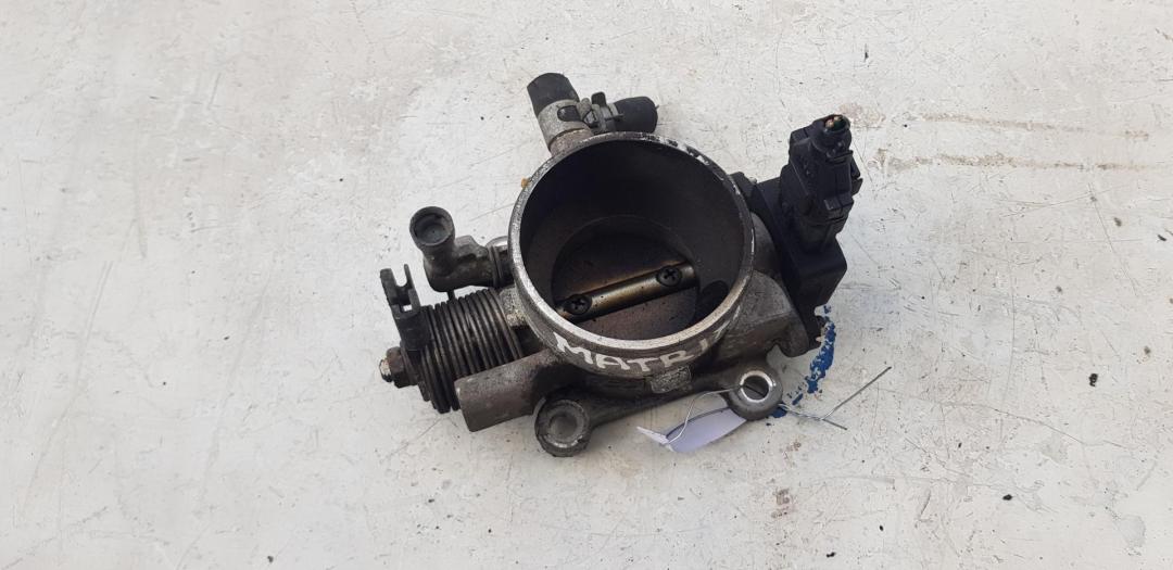 заслонка дроссельная Hyundai Matrix 2004, 1.6 л., бензин, МКПП, чёрный, минивэн, 3510026750
