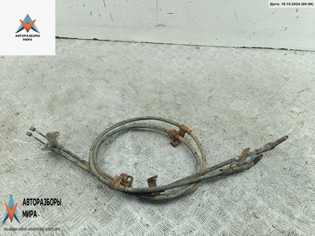 трос ручника Hyundai Sonata YF 2010, 2.0 л., бензин, МКПП, чёрный, седан - фото №1