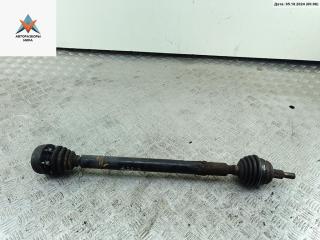полуось передняя правая (приводной вал, ШРУС) Volkswagen Golf 4 поколение 2004, 1.4 л., бензин, МКПП, чёрный, универсал, 1J0407272F