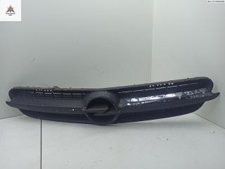 решетка радиатора Opel Vectra C 2002, красный, хетчбэк 5 дв., 13103966