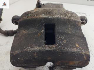 суппорт передний правый Nissan Primera P11 1998, 2.0 л., бензин, МКПП, серый, хетчбэк 5 дв.