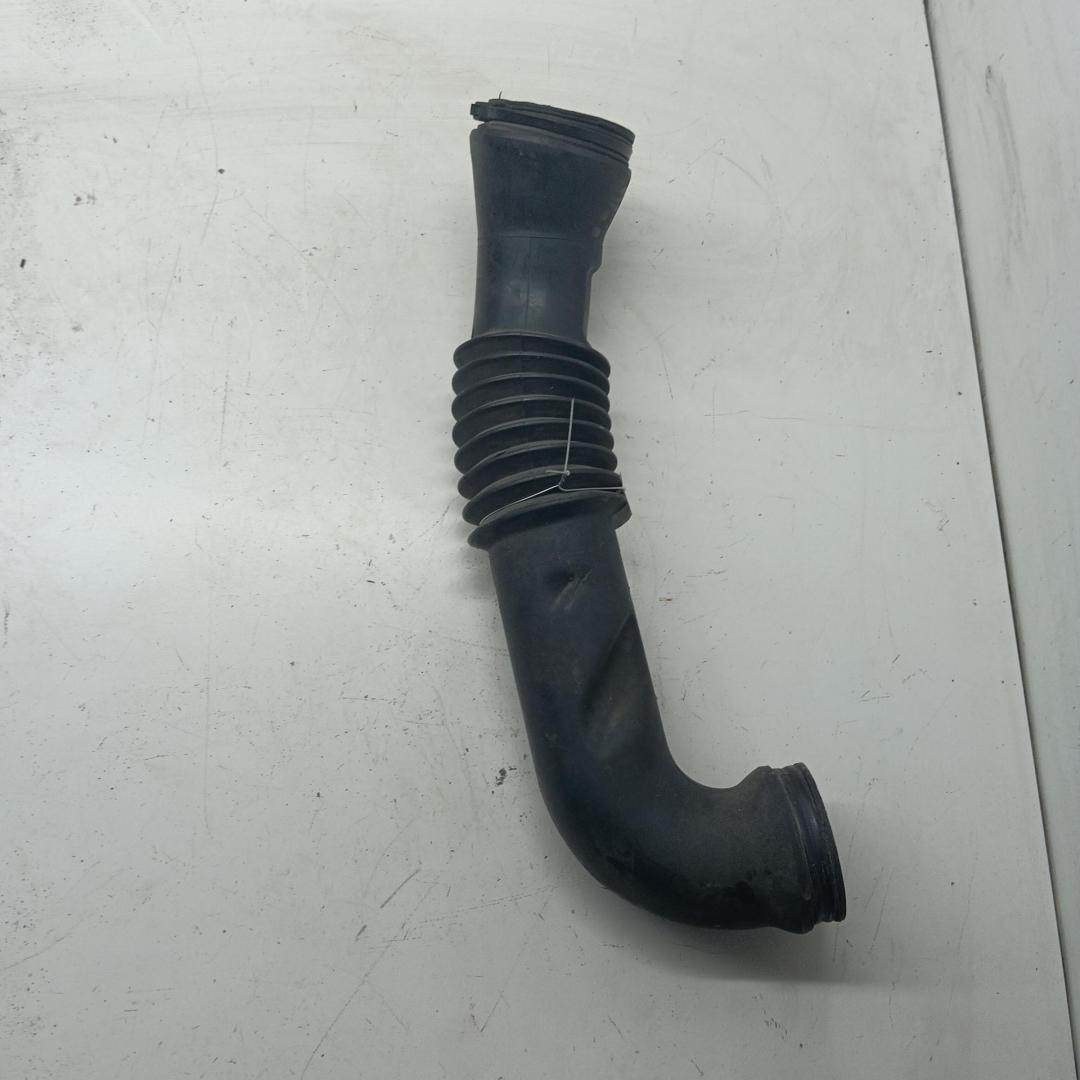 гофра инжектора Mazda 2 2003, 1.3 л., бензин, МКПП, хетчбэк 5 дв., 2S619R504CD