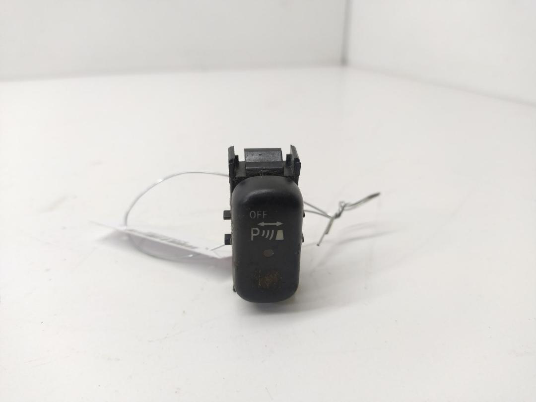 кнопка (выключатель) Mercedes-Benz Vaneo W414 2004, 1.9 л., бензин, АКПП, чёрный, минивэн, A2108211451