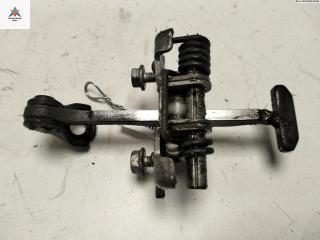 ограничитель открывания двери Renault Twingo 2 поколение 2008, хетчбэк 3 дв., 385349