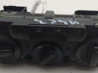 блок управления печки / климат-контроля Volkswagen Golf 5 поколение 2004, 1.4 л., бензин, МКПП, серый, хетчбэк 5 дв., 1K0820047JN