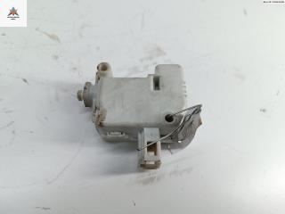 активатор замка багажника Audi A6 4B/C5 1998, 2.4 л., бензин, МКПП, зелёный, универсал, 3B0862359A