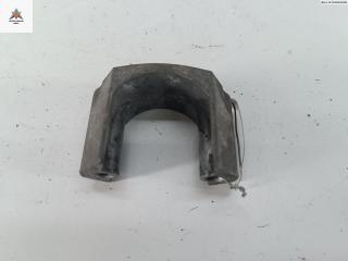 крепление стабилизатора / втулки стабилизатора Mercedes-Benz C-Класс W203/S203/CL203 [рестайлинг] 2004, 1.8 л., бензин, МКПП, чёрный, универсал, 2033231140