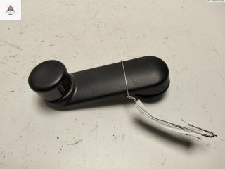 ручка стеклоподъемника Dacia (Renault) Logan 2009, 1.4 л., бензин, МКПП, синий, универсал, 8200673745