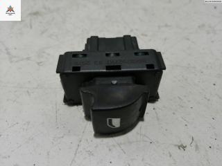 кнопка стеклоподъемника переднего левого Citroen C3 2 поколение 2010, 1.1 л., бензин, МКПП, серый, хетчбэк 5 дв., 966579027