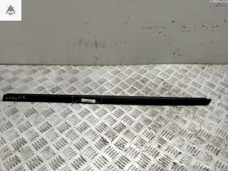 Молдинг стекла двери передней правой внутренний Renault Kangoo 1 поколение 2001, 1.2 л., бензин, МКПП, белый, фургон