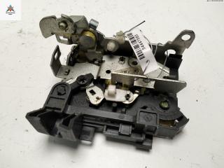 замок двери передней правой Dacia (Renault) Sandero I 2009, 1.4 л., бензин, МКПП, красный, хетчбэк 5 дв., 8200735222