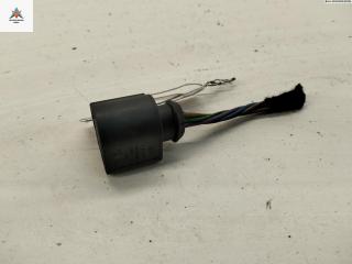 разъем (фишка) проводки Volkswagen Golf 4 поколение 1999, 1.4 л., бензин, МКПП, белый, хетчбэк 5 дв., 1J0973713