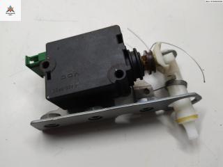 активатор замка багажника Land Rover Discovery 3 поколение 2006, 2.7 л., дизель, МКПП, серый, внедорожник 5 дв., 51247016050