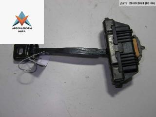 Ограничитель открывания двери задней BMW 5 серия E60/E61 2005, универсал, 7033612