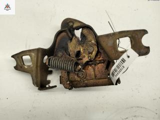 замок капота Volkswagen Golf 3 поколение 1993, 1.4 л., бензин, МКПП, синий, хетчбэк 5 дв., 1HM823509C