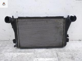 радиатор интеркулера Volkswagen Golf 5 поколение 2004, 2.0 л., дизель, МКПП, серый, хетчбэк 5 дв., 1K0145803