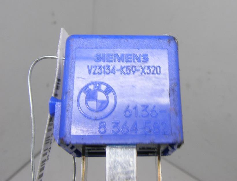 реле (прочие) BMW 3 E36 2000, 1.9 л., бензин, МКПП, синий, хетчбэк 3 дв., 61368364582
