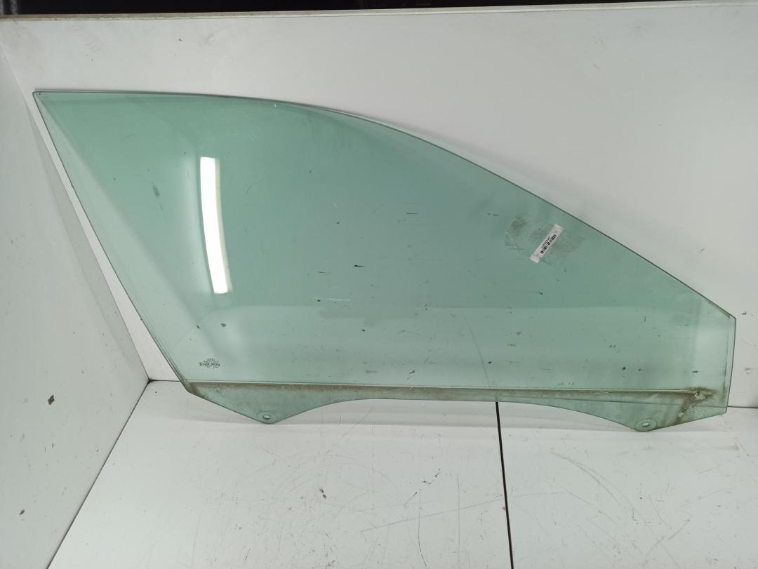 стекло двери передней правой Audi A3 8L 2002, 1.9 л., дизель, МКПП, серый, хетчбэк 5 дв., AS2