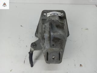 кронштейн двигателя Audi A6 4B/C5 1999, 2.4 л., бензин, АКПП, серый, седан, 8D0199308D