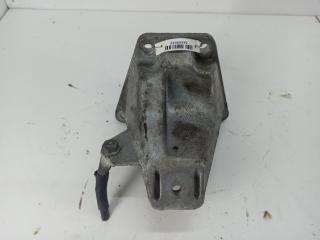 кронштейн двигателя Audi A6 C5 1999, 2.4 л., бензин, АКПП, серый, седан, 8D0199308D