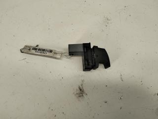 кнопка стеклоподъемника переднего левого Volkswagen Passat B6 2010, 2.0 л., дизель, МКПП, серый, универсал, 7L6959855B