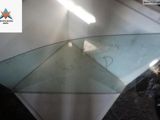 стекло двери передней левой Ford Galaxy 1 поколение [рестайлинг] 2002, 2.3 л., бензин, МКПП, зелёный, минивэн, AS2