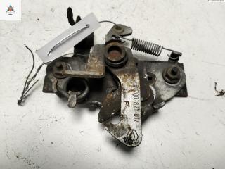 замок капота Renault Twingo 1 поколение [3-й рестайлинг] 2004, 1.2 л., бензин, МКПП, синий, хетчбэк 3 дв., 7700821017