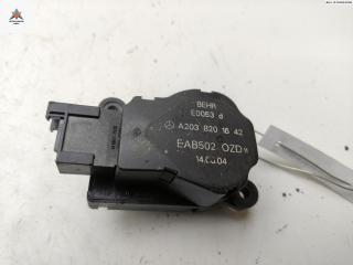 моторчик заслонки печки Mercedes-Benz E-Класс W211/S211 2004, 3.2 л., дизель, АКПП, жёлтый, универсал, 2038201642