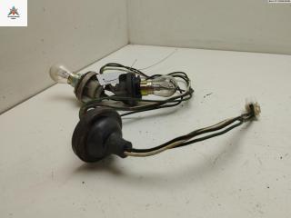 Патрон лампы фонаря Mazda 626 GE [рестайлинг] 1996, 1.8 л., бензин, МКПП, зелёный, хетчбэк 5 дв.