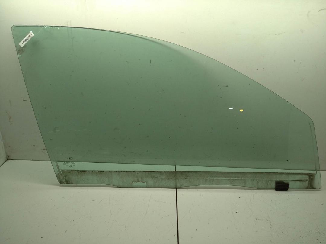 стекло двери передней правой Ford Mondeo III 2001, 1.8 л., бензин, МКПП, серый, седан, AS2