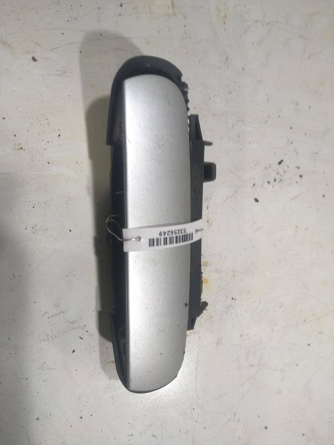 ручка наружная передняя правая Audi A6 C5 2002, 2.4 л., бензин, МКПП, серый, универсал, 4B0839208, 4B0839885