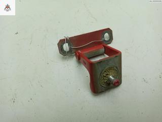 петля крышки багажника Dacia (Renault) Sandero I 2009, красный, хетчбэк 5 дв., C270332J