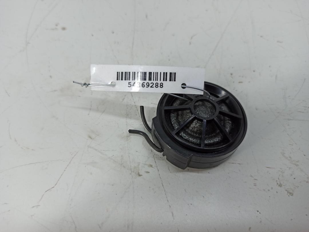динамик высокочастотный (пищалка) Audi A6 4B/C5 1999, 2.4 л., бензин, МКПП, серый, седан, 4B0035399 - фото №1