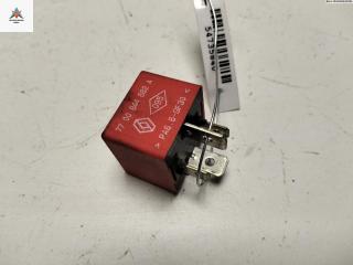 реле (прочие) Renault Laguna 2 поколение 2002, 2.0 л., бензин, АКПП, серый, хетчбэк 5 дв., 7700844682