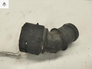 фланец (тройник) системы охлаждения Skoda Octavia mk1 (A4 1U) 1999, 1.6 л., бензин, МКПП, красный, хетчбэк 5 дв., 1J0121619