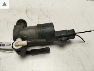 насос (моторчик) омывателя стекла Dacia (Renault) Sandero I 2009, красный, хетчбэк 5 дв., 9641553880