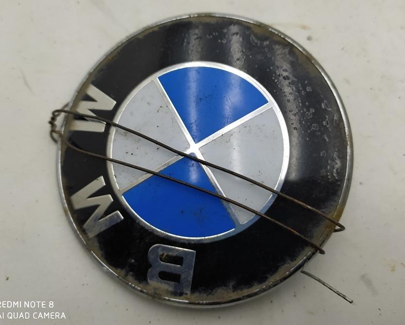 эмблема BMW 3 E90/E91/E92/E93 2007, 2.0 л., бензин, МКПП, жёлтый, седан, 8219237