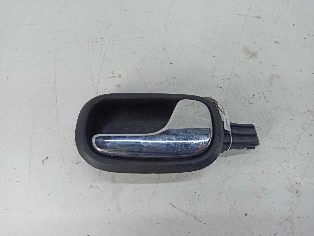ручка внутренняя задняя правая Audi A4 B5 1996, 1.8 л., бензин, МКПП, чёрный, универсал, 8D0839020