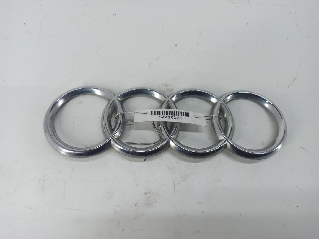 эмблема Audi A4 B5 1996, 1.8 л., Ti, бензин, МКПП, красный, универсал, 8D9