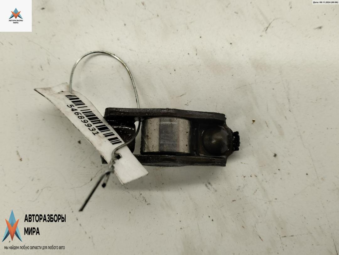 коромысло клапана (рокер) Skoda Fabia 2 поколение (5J) 2009, 1.2 л., бензин, МКПП, серый, хетчбэк 5 дв. - фото №1