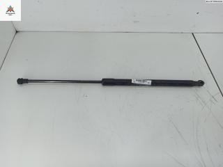 амортизатор крышки багажника (3-5 двери) Audi A3 8P/8PA [рестайлинг] 2004, 2.0 л., бензин, МКПП, чёрный, хетчбэк 3 дв., 8P3827552B