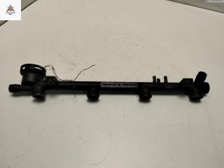 топливная рампа Renault Laguna 2 поколение 2002, 1.8 л., бензин, МКПП, чёрный, универсал, 7700112777