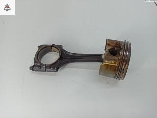 поршень Audi A4 B6 2002, 2.0 л., бензин, АКПП, серый, универсал, 06BA