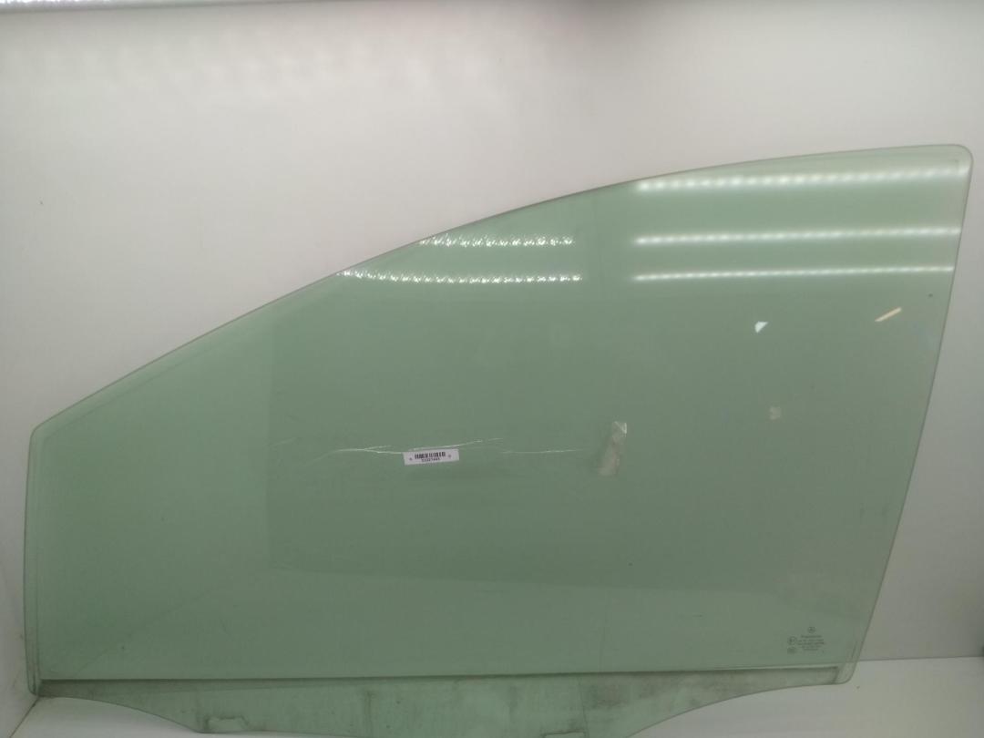 стекло двери передней левой Mercedes-Benz B W245 2008, 2.0 л., дизель, АКПП, чёрный, минивэн