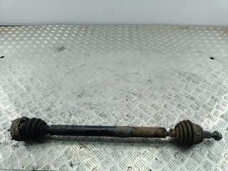 полуось передняя правая (приводной вал, ШРУС) Volkswagen Golf 4 поколение 1998, 1.4 л., бензин, МКПП, белый, хетчбэк 5 дв.