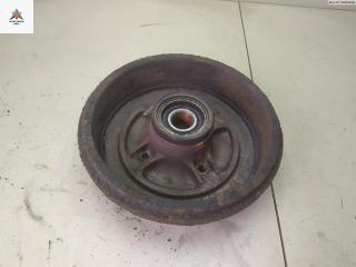 ступица задняя правая Renault Modus 1 поколение 2005, 1.2 л., бензин, МКПП, красный, хетчбэк 5 дв.